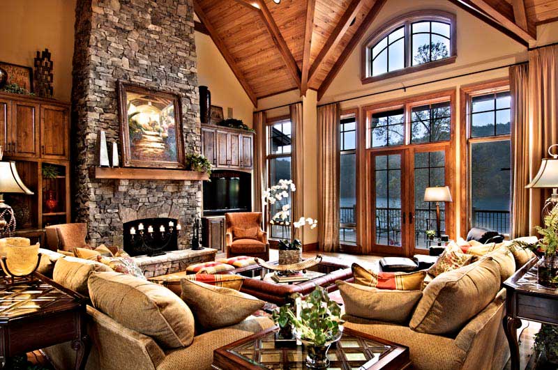 Luxury Mountain Cabin Living Area